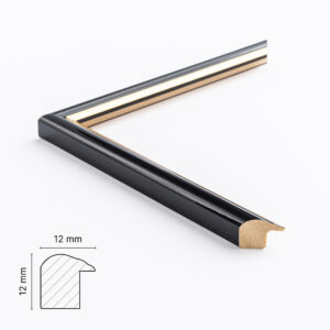 Sort ramme med guld kant