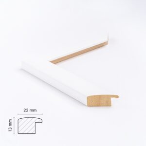 Hvid ramme med runde kanter i specialmål