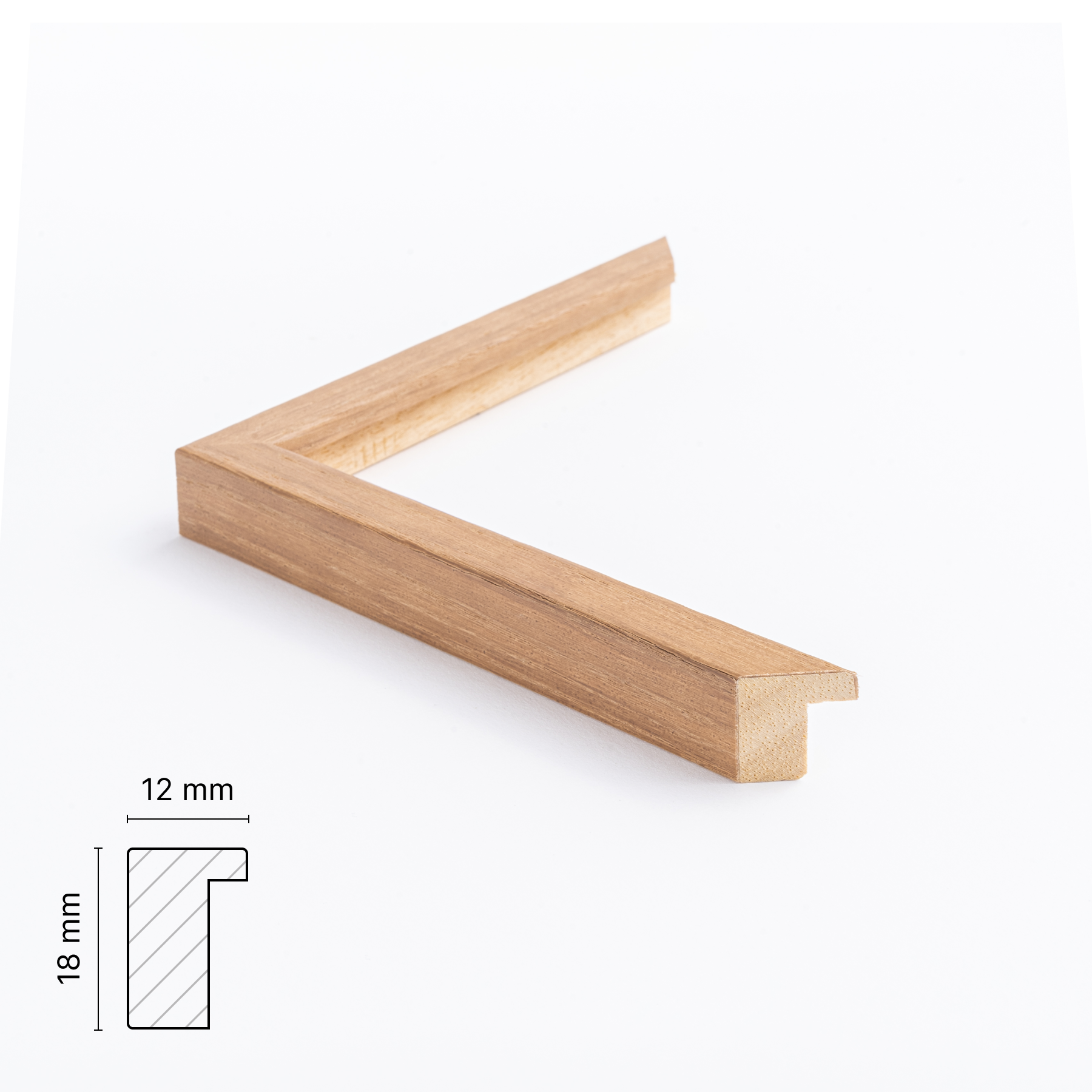 Mørk egetræsfinér ramme. Vi laver dem i alle størrelser ligesom vi også har dem i standardstørrelser.